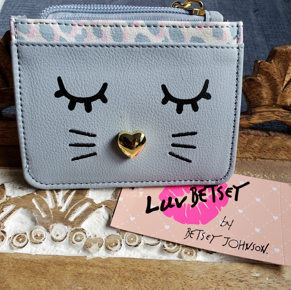 Betsey Johnson Card/Change Case